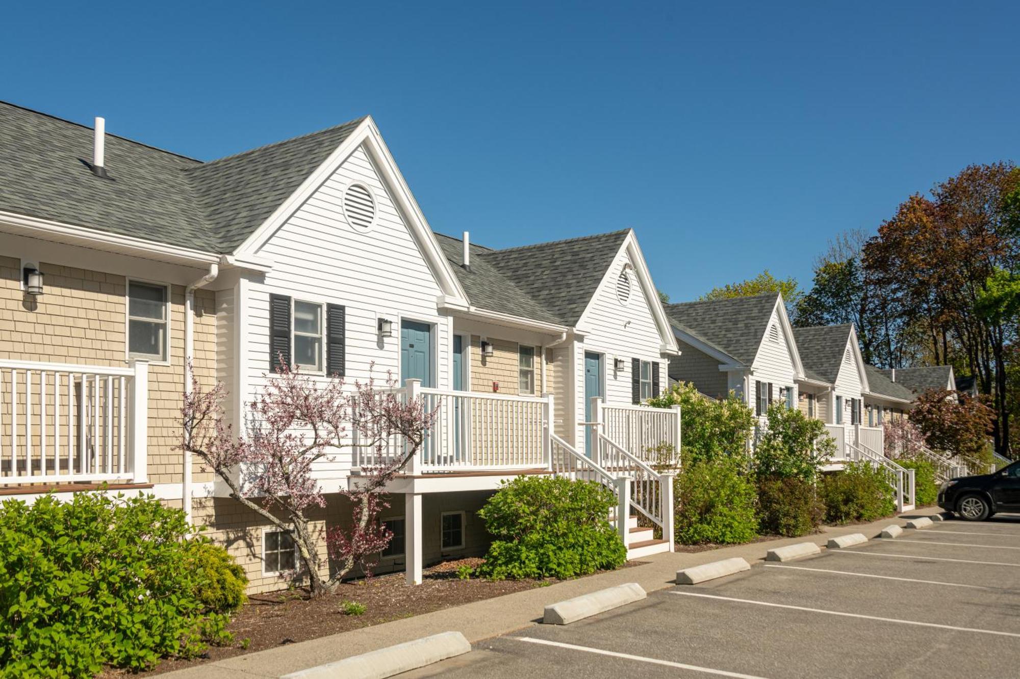 Bar Harbor Inn And Spa Exterior photo