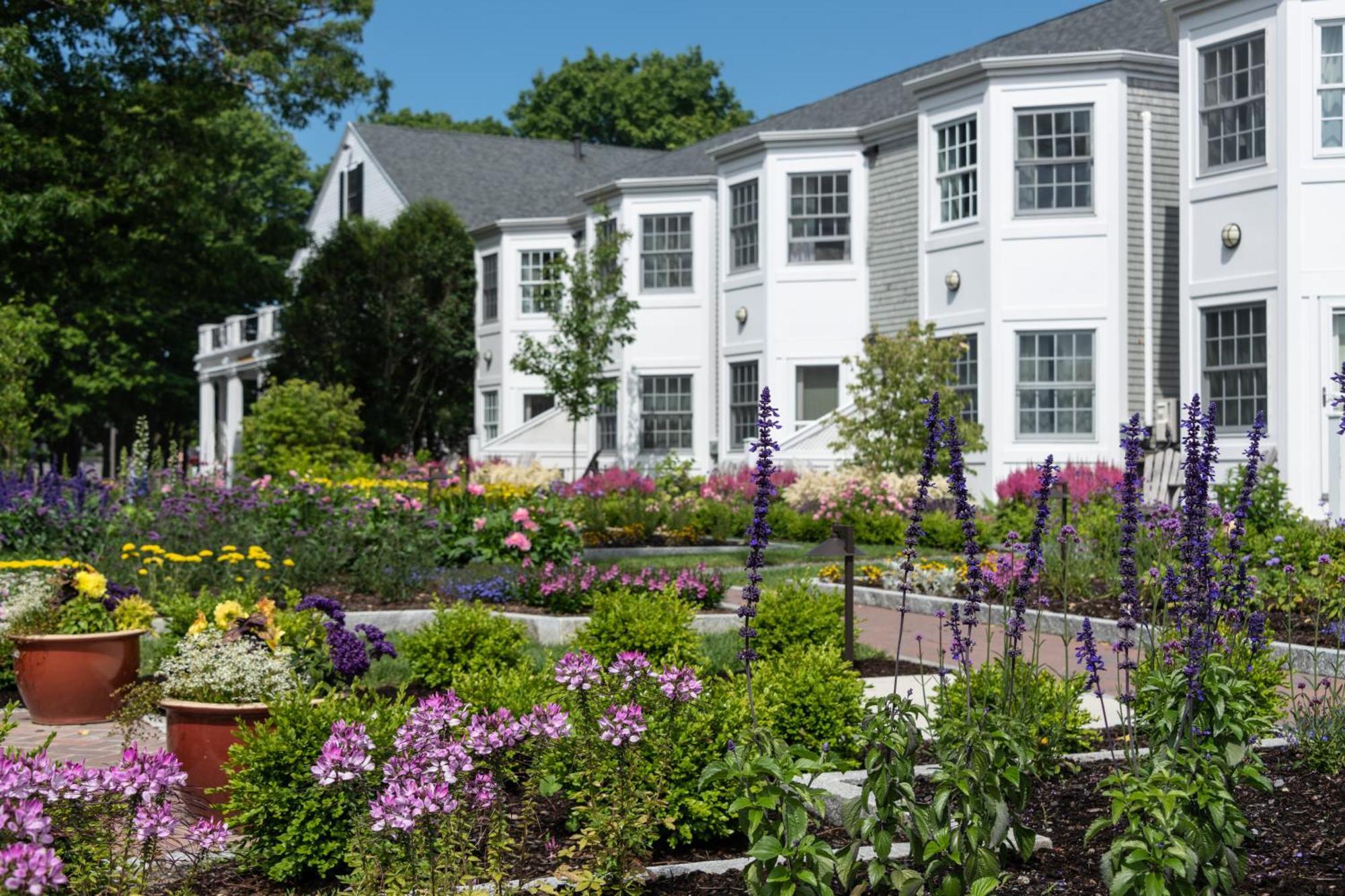 Bar Harbor Inn And Spa Exterior photo